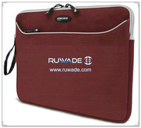 Neoprene laptop case -032