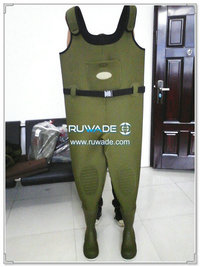 Plain color neoprene chest fishing wader -075