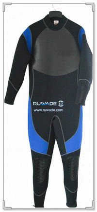 Full wetsuit -036