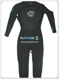 Full wetsuit -044