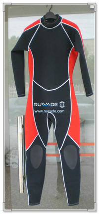 Full wetsuit -046
