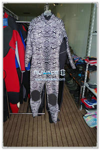 Neoprene full wetsuit -124-1