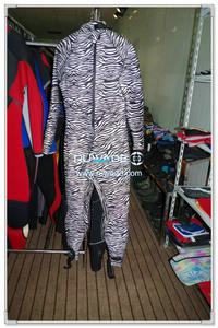 Neoprene full wetsuit -124