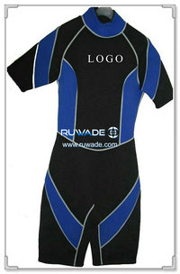 Shorty wetsuit with back zipper -011